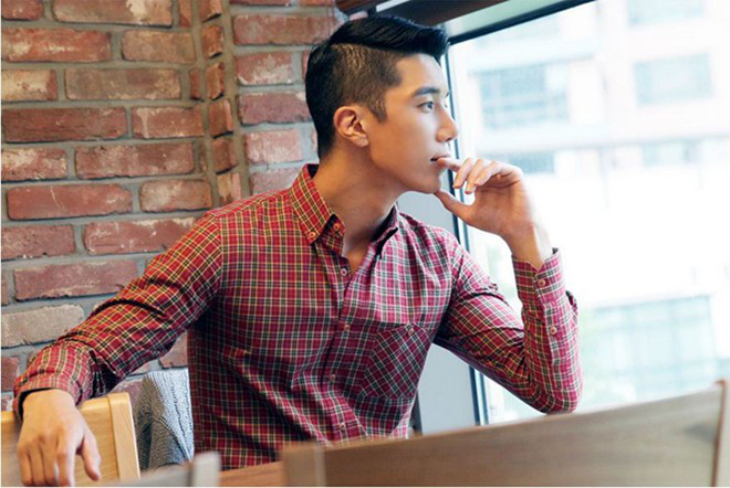 Mặc sơ mi ca rô sành điệu như các hot boy xứ kim chi