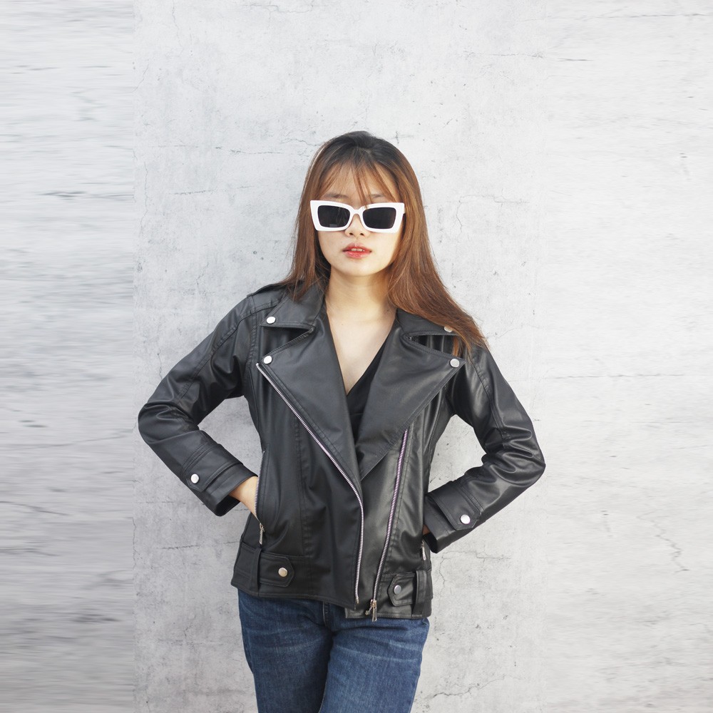 Áo khoác da nữ cổ bẻ sành điệu