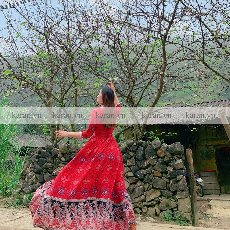 Đầm maxi đi biển xẻ tà thổ cẩm M37