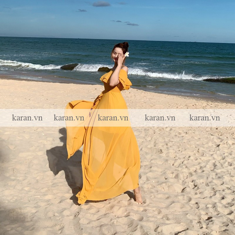 Đầm maxi trễ vai vàng xẻ tà M13